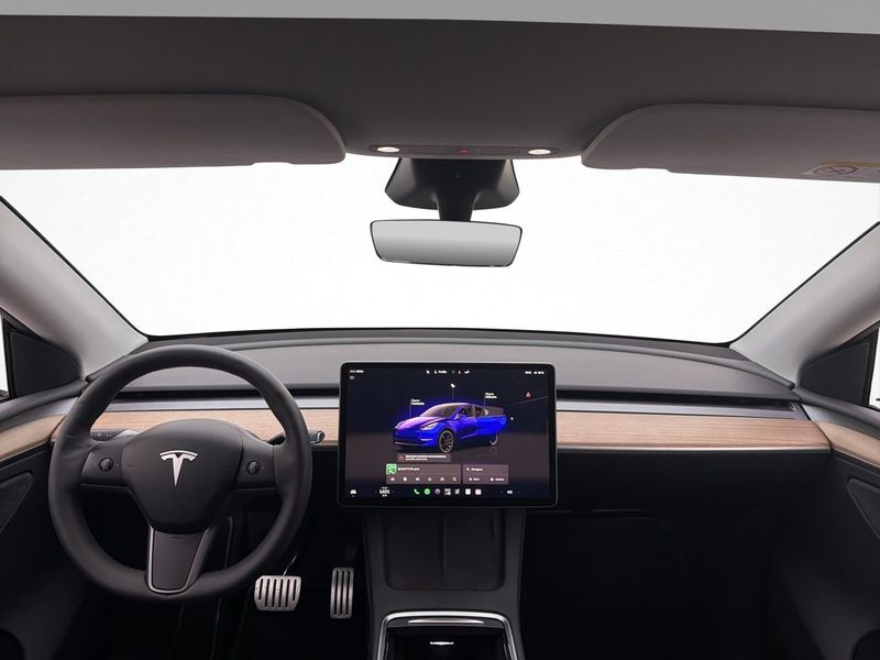 Tesla Model Y bild 15