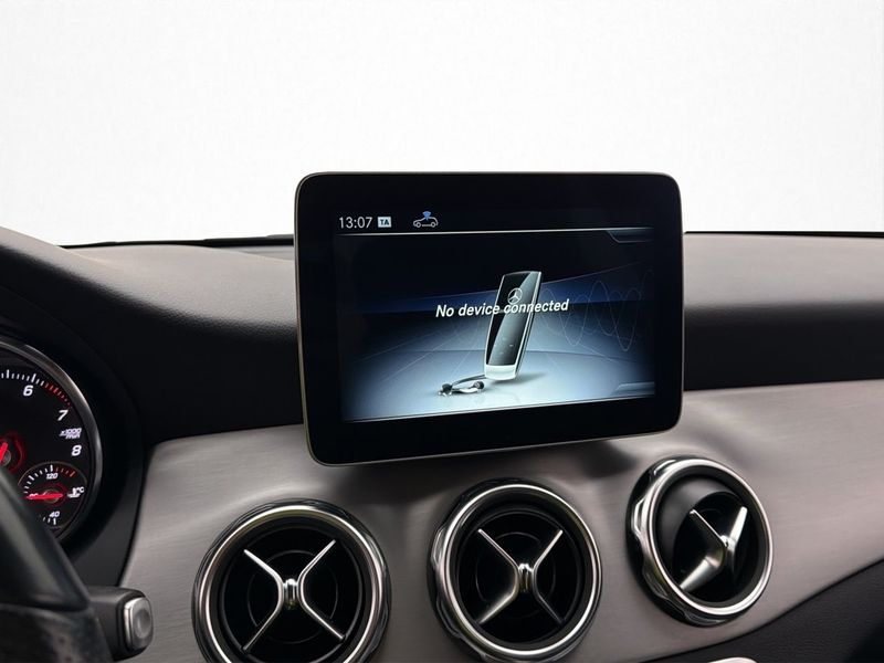 Mercedes GLA220 bild 18
