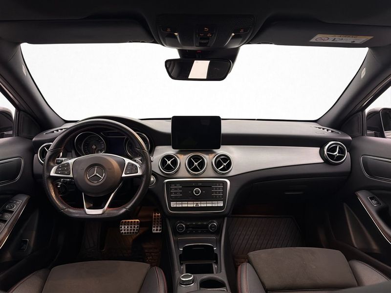 Mercedes GLA220 bild 14
