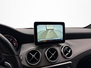 Mercedes GLA220 bild 17