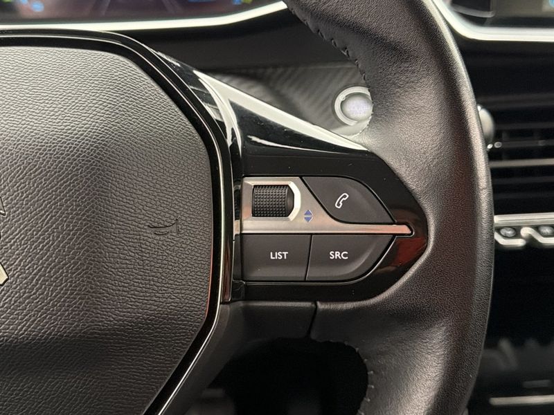 Peugeot e-208 bild 18