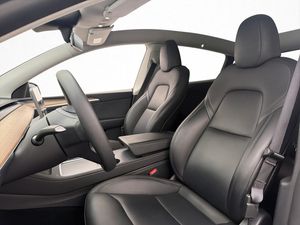 Tesla Model Y bild 13