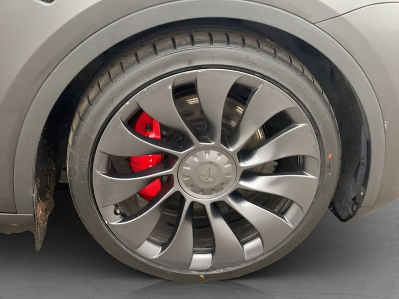 Tesla Model Y bild 37