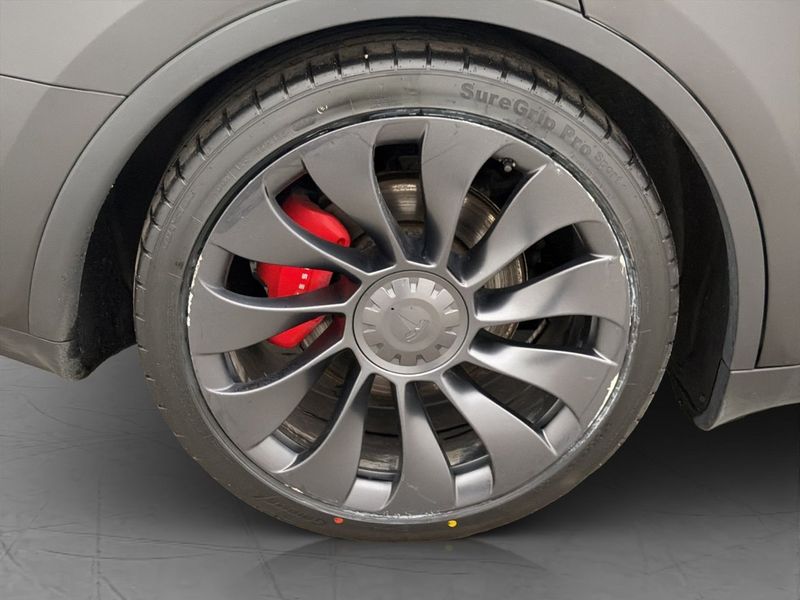 Tesla Model Y bild 36