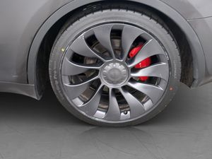 Tesla Model Y bild 35