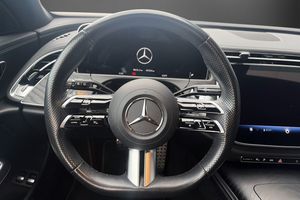 Mercedes E300 bild 13
