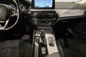 BMW 520 bild 12