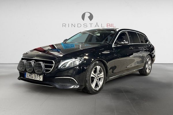 Mercedes E220 T d 194 HK AUT 4M AVANTGARDE D-VÄRM BURMEISTER NAVI 17" - 2019