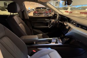 Audi Q8 e-tron bild 18
