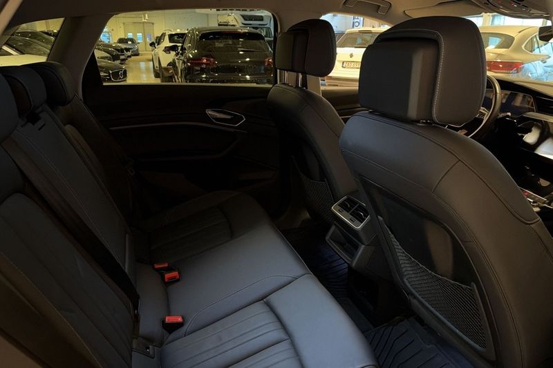 Audi Q8 e-tron bild 24