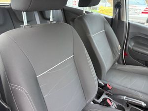 Ford Fiesta bild 8