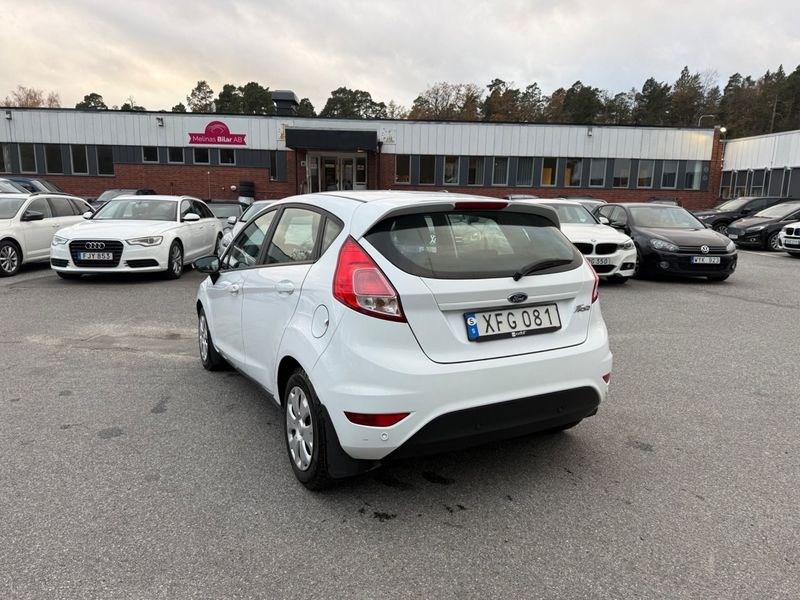 Ford Fiesta bild 5