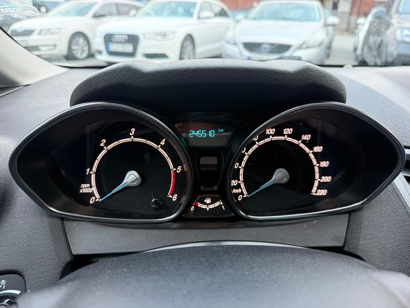Ford Fiesta bild 17