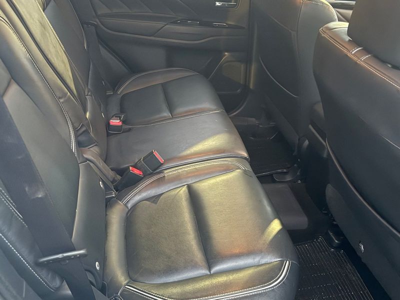 Mitsubishi Outlander bild 14