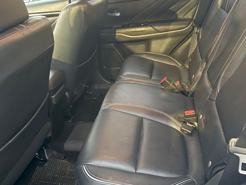 Mitsubishi Outlander bild 15