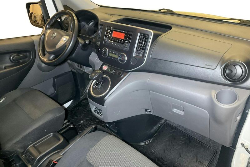 Nissan NV200 bild 6