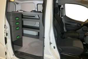 Nissan NV200 bild 9