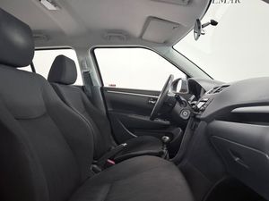 Suzuki Swift bild 8