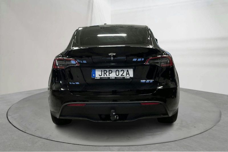 Tesla Model Y bild 5