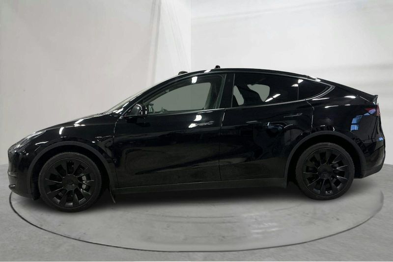 Tesla Model Y bild 2