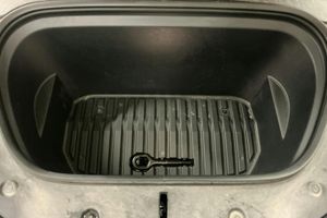 Tesla Model Y bild 9