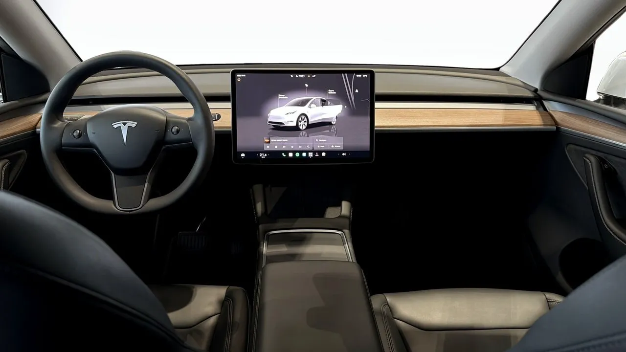 Tesla Model Y bild 4