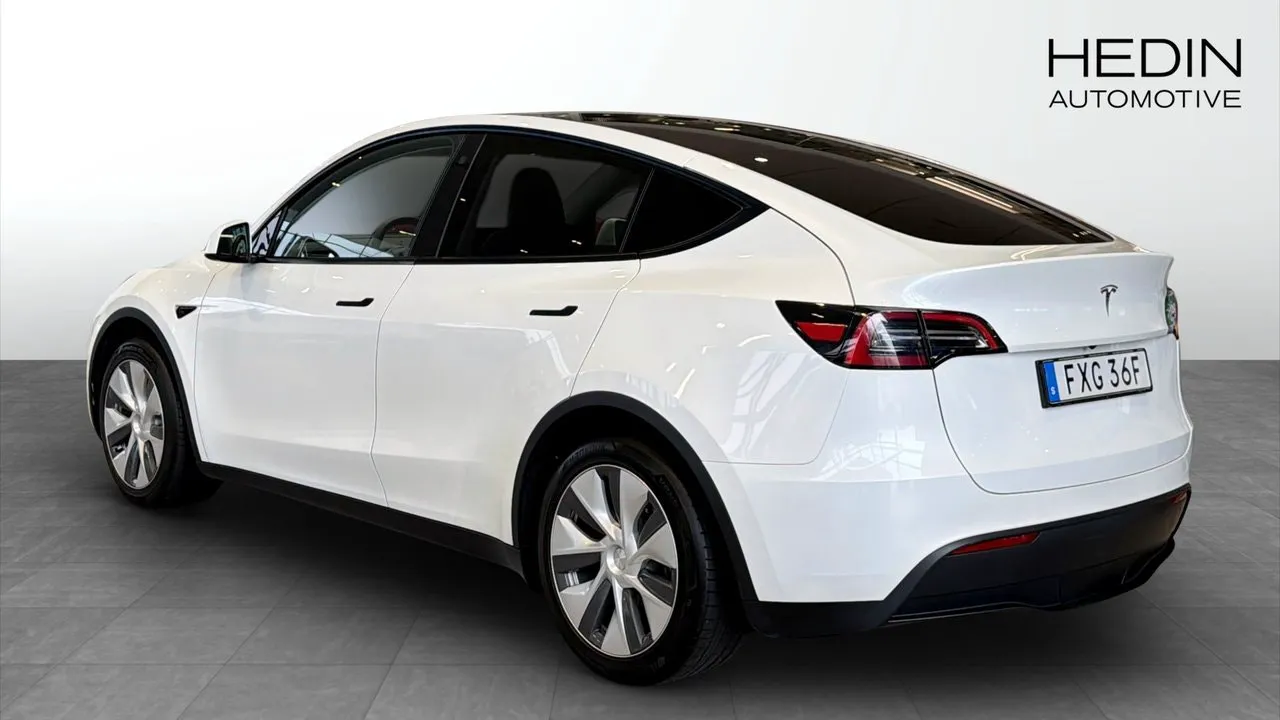 Tesla Model Y bild 2