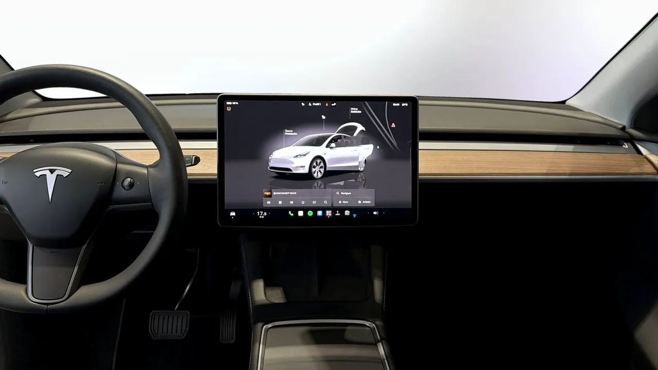 Tesla Model Y bild 12