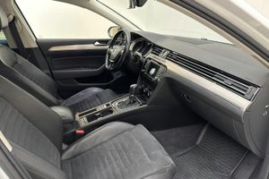 Volkswagen Passat bild 7