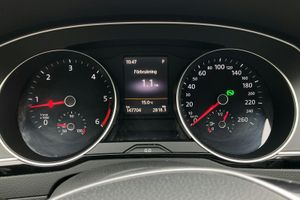 Volkswagen Passat bild 10