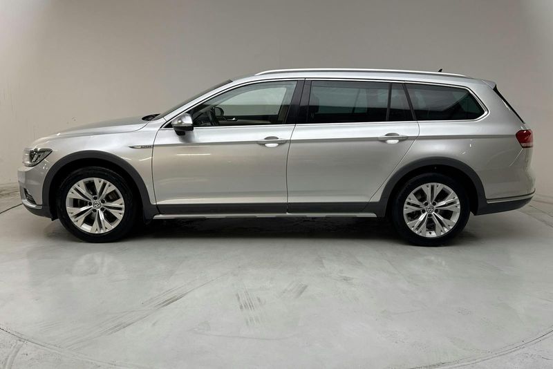 Volkswagen Passat bild 2