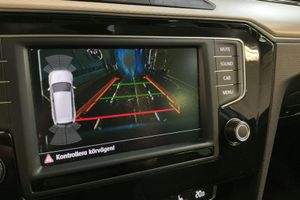 Volkswagen Passat bild 11