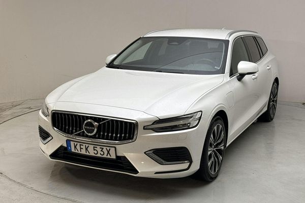 Volvo V60 T6 AWD Recharge (350hk) - 2024