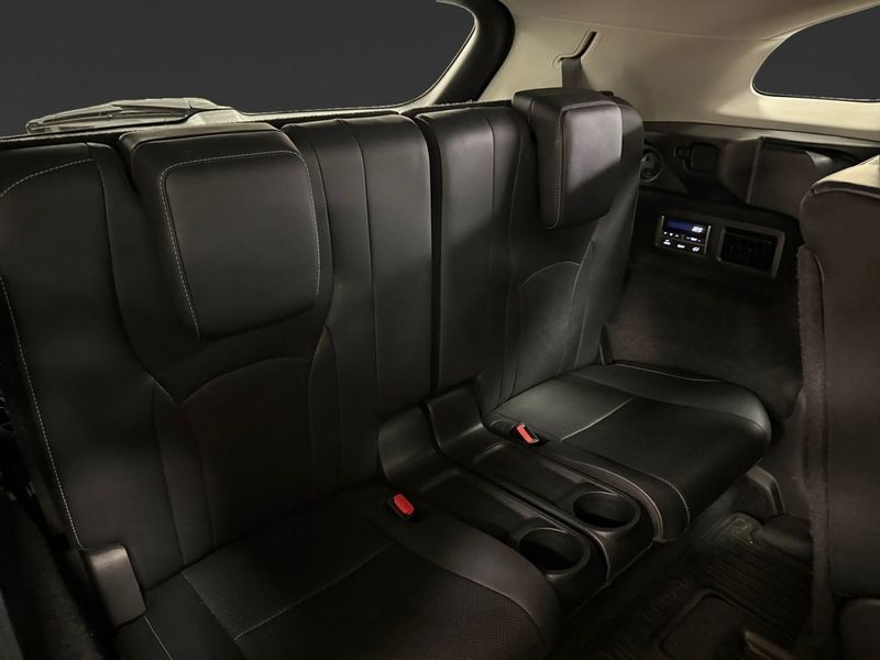 Lexus RX bild 11