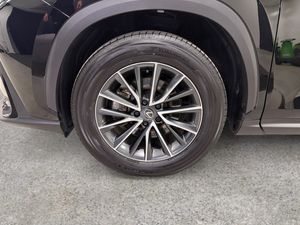 Lexus NX bild 17