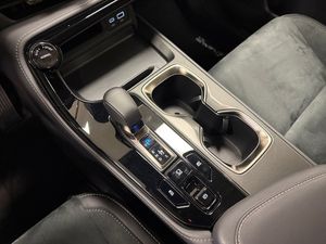Lexus NX bild 13