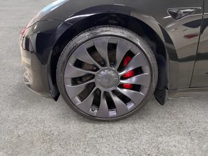 Tesla Model 3 bild 17