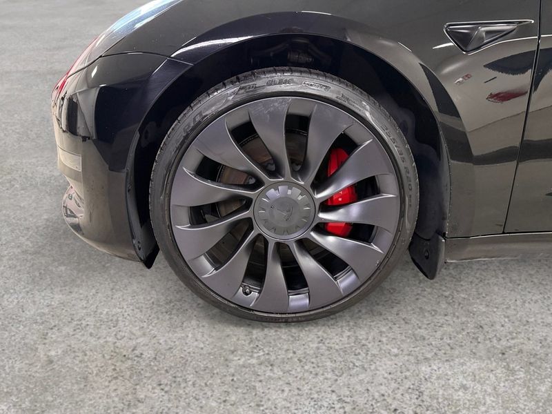 Tesla Model 3 bild 17