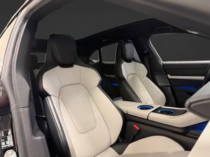 Porsche Taycan bild 12