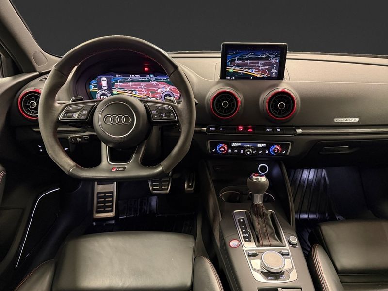 Audi RS3 bild 11