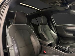 Volvo XC40 bild 12