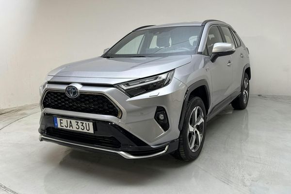 Toyota RAV4 2.5 Plug-in Hybrid AWDi (306hk) - 2023
