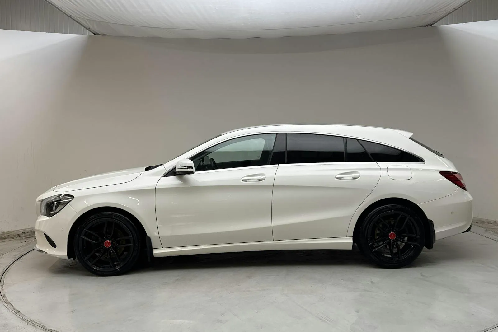 Mercedes CLA220 bild 2