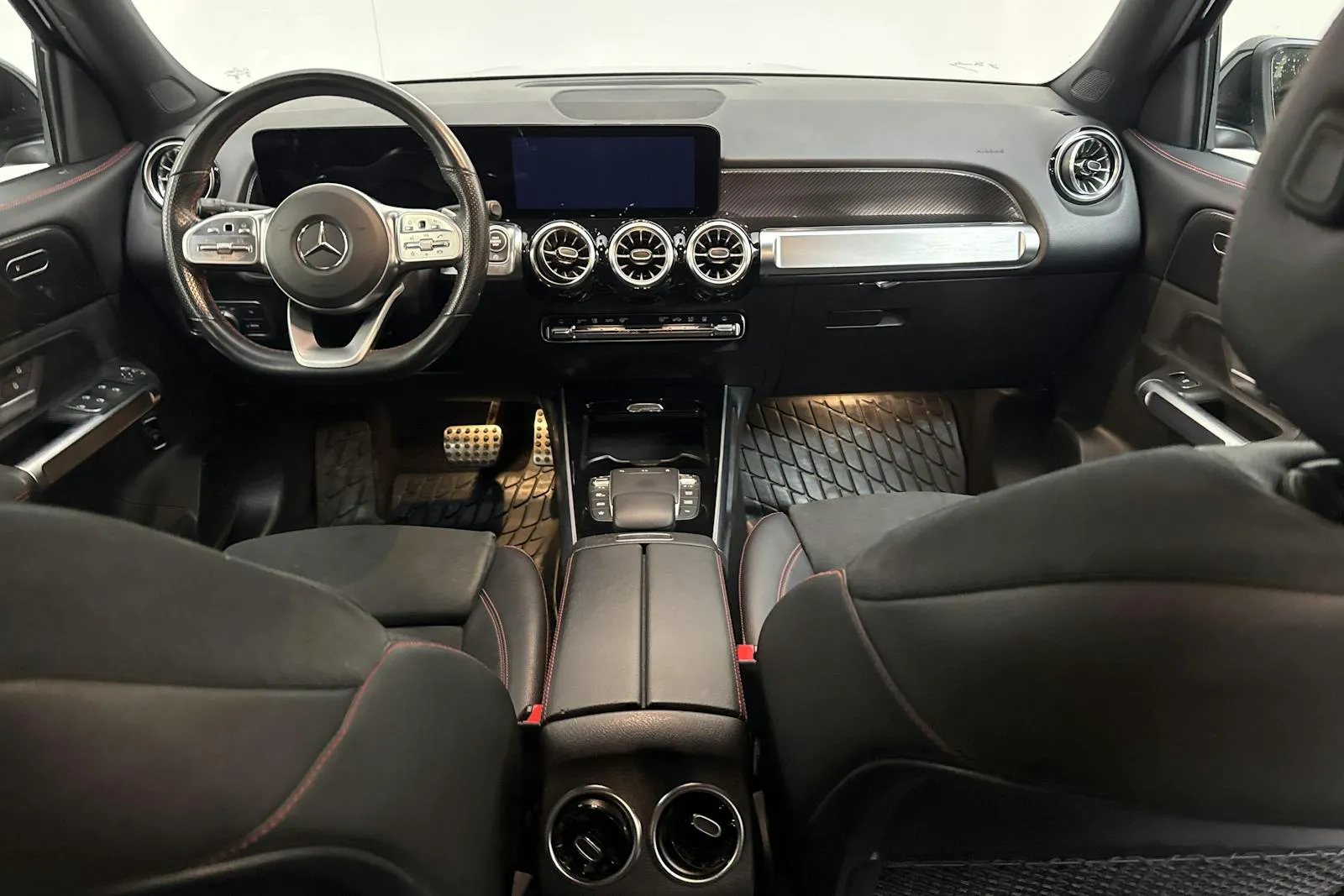 Mercedes GLB200 bild 6
