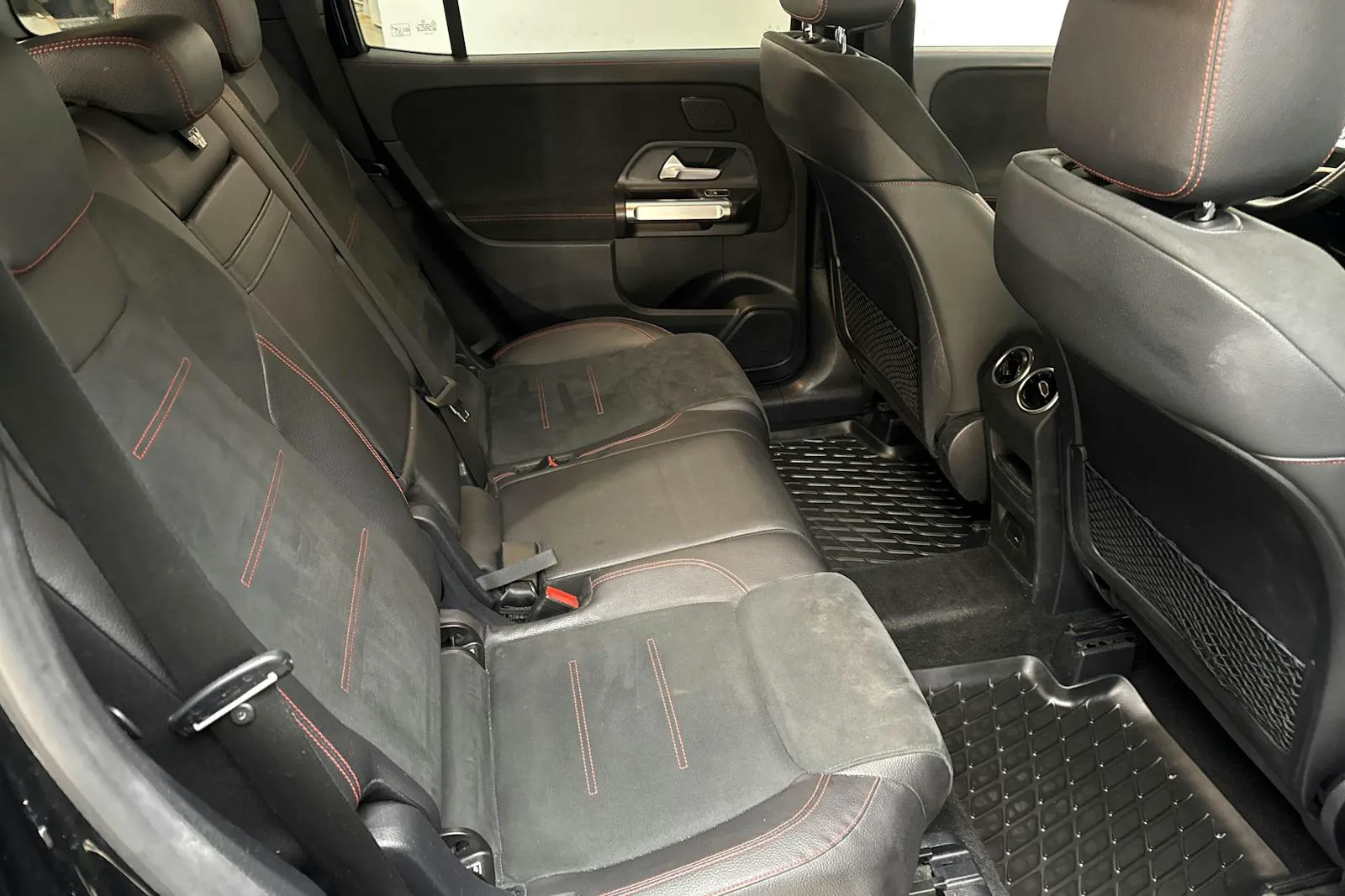 Mercedes GLB200 bild 8