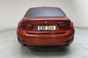 BMW 330 bild 5