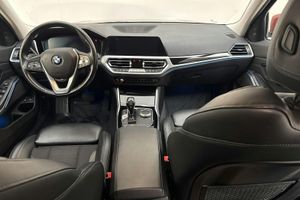 BMW 330 bild 6