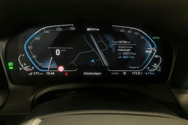 BMW 330 bild 10