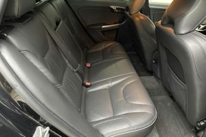 Volvo V60 bild 8