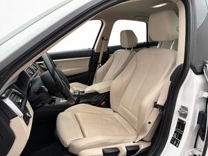 BMW 320 bild 10